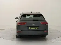 Usata VW Golf VIII Life 150 CV (110 kW) 2022 Grigio Station wagon