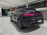 Usata Porsche Cayenne Coupe 340 CV (250 kW) 2020 Blu/azzurro SUV