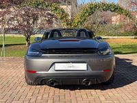 Usata Porsche 718 Boxster 400 CV (294 kW) 2025 Grigio agata metallizzato Cabrio