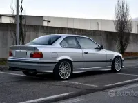 Usata BMW 318 140 CV (102 kW) 1992 Grigio Coupé