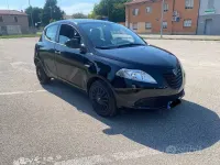Usata Lancia Ypsilon 69 CV (50 kW) 2015 Utilitaria