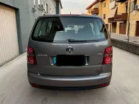 Usata VW Touran Conceptline 105 CV (77 kW) 2010 Grigio Monovolume