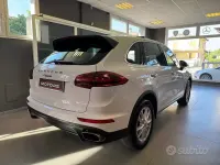 Usata Porsche Cayenne 250 CV (183 kW) 2016 Bianco SUV