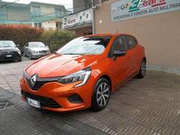 Usata Renault Clio V Intens 67 CV (49 kW) 2023 Arancione Berlina