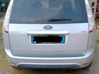 Käytetty Ford Focus 100 HP (73 kW) 2008 Harmaa Farmari