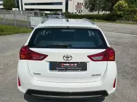 Usata Toyota Auris 90 CV (66 kW) 2014 Bianco Station wagon