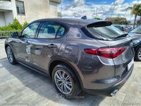 Usata Alfa Romeo Stelvio 160 CV (117 kW) 2021 Grigio SUV