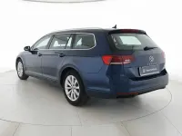 Usata VW Passat Business 150 CV (110 kW) 2023 Aquamarine blue metallizzato Station wagon