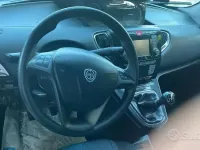 Usata Lancia Ypsilon Platinum 95 CV (69 kW) 2016 Grigio Utilitaria
