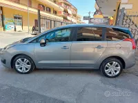 Usata Peugeot 5008 Allure 115 CV (84 kW) 2015 Grigio Monovolume