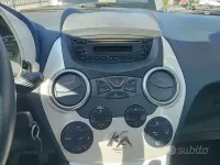 Usata Ford Ka Titanium 75 CV (55 kW) 2011 Bianco Utilitaria