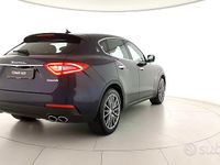 Usata Maserati Levante 250 CV (183 kW) 2019 Blu/azzurro SUV