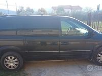 Usata Chrysler Grand Voyager 150 CV (110 kW) 2006 Nero Monovolume
