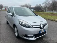 Usata Renault Scenic E-Tech 110 CV (80 kW) 2014 Grigio Monovolume