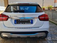 Usata Mercedes GLA200 136 CV (100 kW) 2019 Bianco SUV