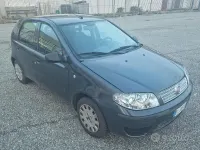 Usata Fiat Punto Active 60 CV (44 kW) 2011 Grigio Utilitaria