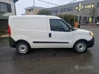 Usata Fiat Doblò Business 120 CV (88 kW) 2020 Bianco Monovolume