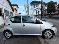 Usata Toyota Aygo 67 CV (49 kW) 2008 Grigio Utilitaria