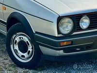 Usata VW Golf II Sport 54 CV (39 kW) 1985 Grigio Utilitaria
