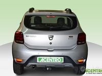 Usata Dacia Sandero Stepway 90 CV (66 kW) 2017 Grigio Monovolume