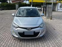 Usata Hyundai i20 Edition 75 CV (55 kW) 2014 Grigio Utilitaria