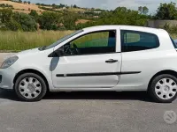 Usata Renault Clio II 85 CV (62 kW) 2007 Bianco Furgone