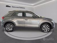 Usata VW T-Roc Style 110 CV (80 kW) 2023 Grigio SUV