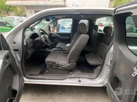 usata Nissan Navara PICK-UP EXTRA KAB 2500 TDI 4 POSTI A