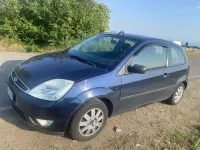 Begagnad Ford Fiesta Ghia 79 HK (58 kW) 2004 Halvkombi