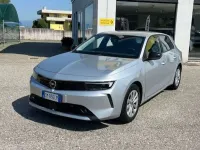 Usata Opel Astra Edition 110 CV (80 kW) 2023 Argento Utilitaria