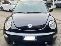 Usata VW New Beetle 101 CV (74 kW) 2002 Nero Utilitaria