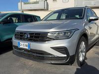 Gebraucht VW Tiguan 150 PS (110 kW) 2021 Grau SUV