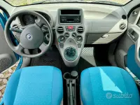 Usata Fiat Panda Dynamic 60 CV (44 kW) 2006 Blu/azzurro Utilitaria