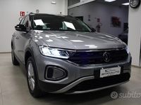 Usata VW T-Roc Life 115 CV (84 kW) 2024 Grigio SUV