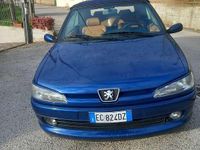 Usata Peugeot 306 Cabriolet 88 CV (64 kW) 1998 Blu Cabrio