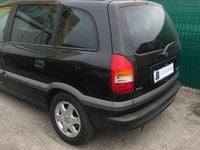 Usata Opel Zafira 2000 Nero Monovolume