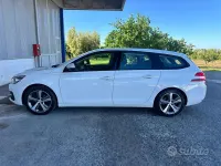 Usata Peugeot 308 Business-Line 116 CV (85 kW) 2020 Bianco Station wagon