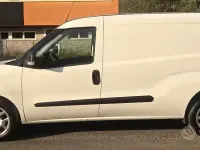 Usata Fiat Doblò 105 CV (77 kW) 2021 Bianco Monovolume