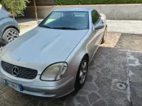 Usata Mercedes SLK200 163 CV (119 kW) 2002 Argento Cabrio
