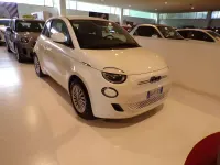 Usata Fiat 500e 69 kW (95 CV) 2024 Bianco gelato pastello Berlina