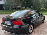 usata BMW 318 i 2.0 benzina 2008 Come Nuova