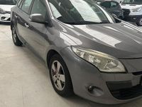 Usata Renault Laguna GrandTour 110 CV (80 kW) 2010 Grigio Station wagon