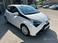 Usata Toyota Aygo Cool 72 CV (52 kW) 2019 Utilitaria
