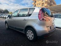 Usata Renault Scénic III Dynamique 110 CV (80 kW) 2010 Grigio Monovolume