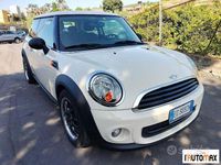Usata Mini ONE 75 CV (55 kW) 2011 Beige Utilitaria