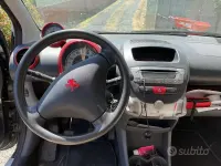 Usata Peugeot 107 68 CV (50 kW) 2008 Nero Utilitaria