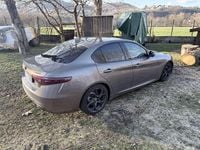 Usata Alfa Romeo Giulia Super 179 CV (131 kW) 2016 Grigio Berlina