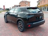 Neu Peugeot 2008 Style 102 PS (75 kW) 2025 Schwarz SUV