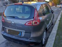 Usata Renault Scénic III 106 CV (77 kW) 2011 Grigio Monovolume