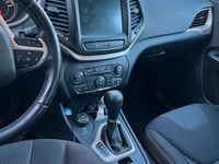 Occasion Jeep Cherokee 185 ch (136 kW) 2016 Blanc SUV